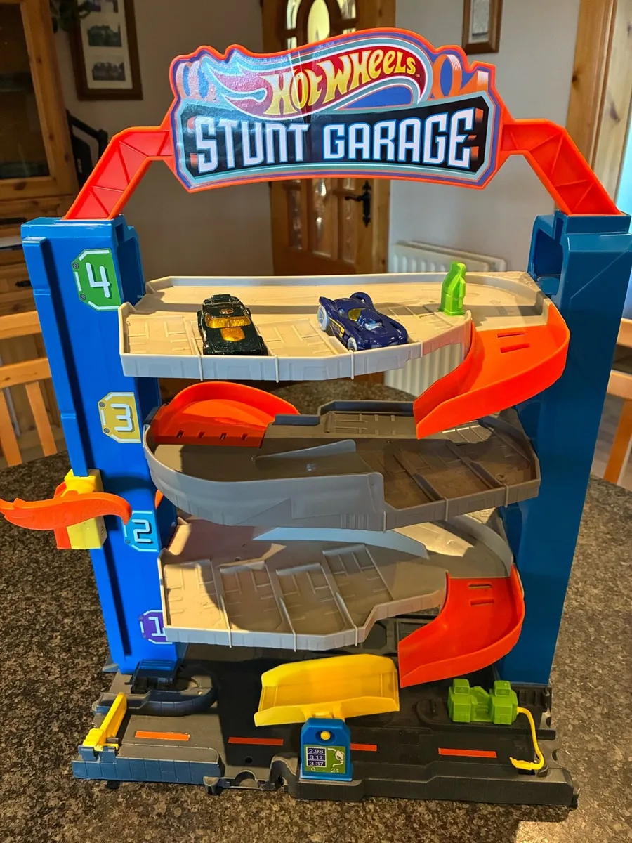 Hot wheels
