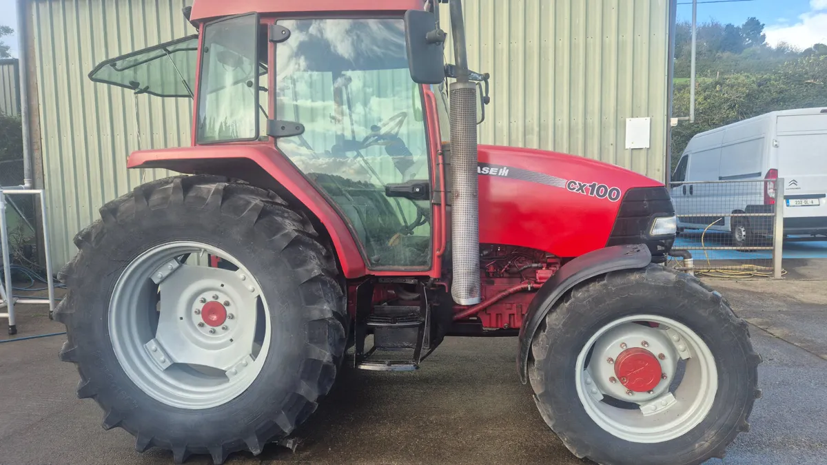 CASE CX 100 TRACTOR - Image 1