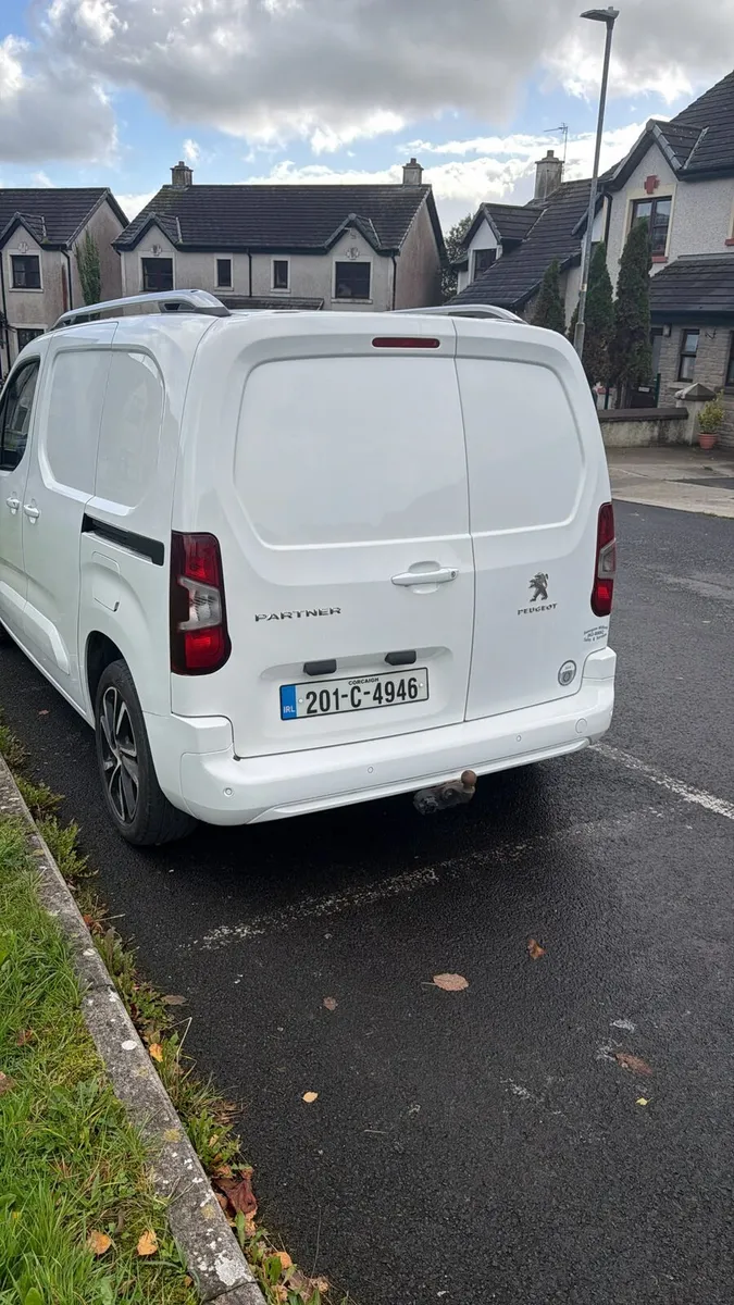 2020 Peugeot partner NO VAT - Image 2