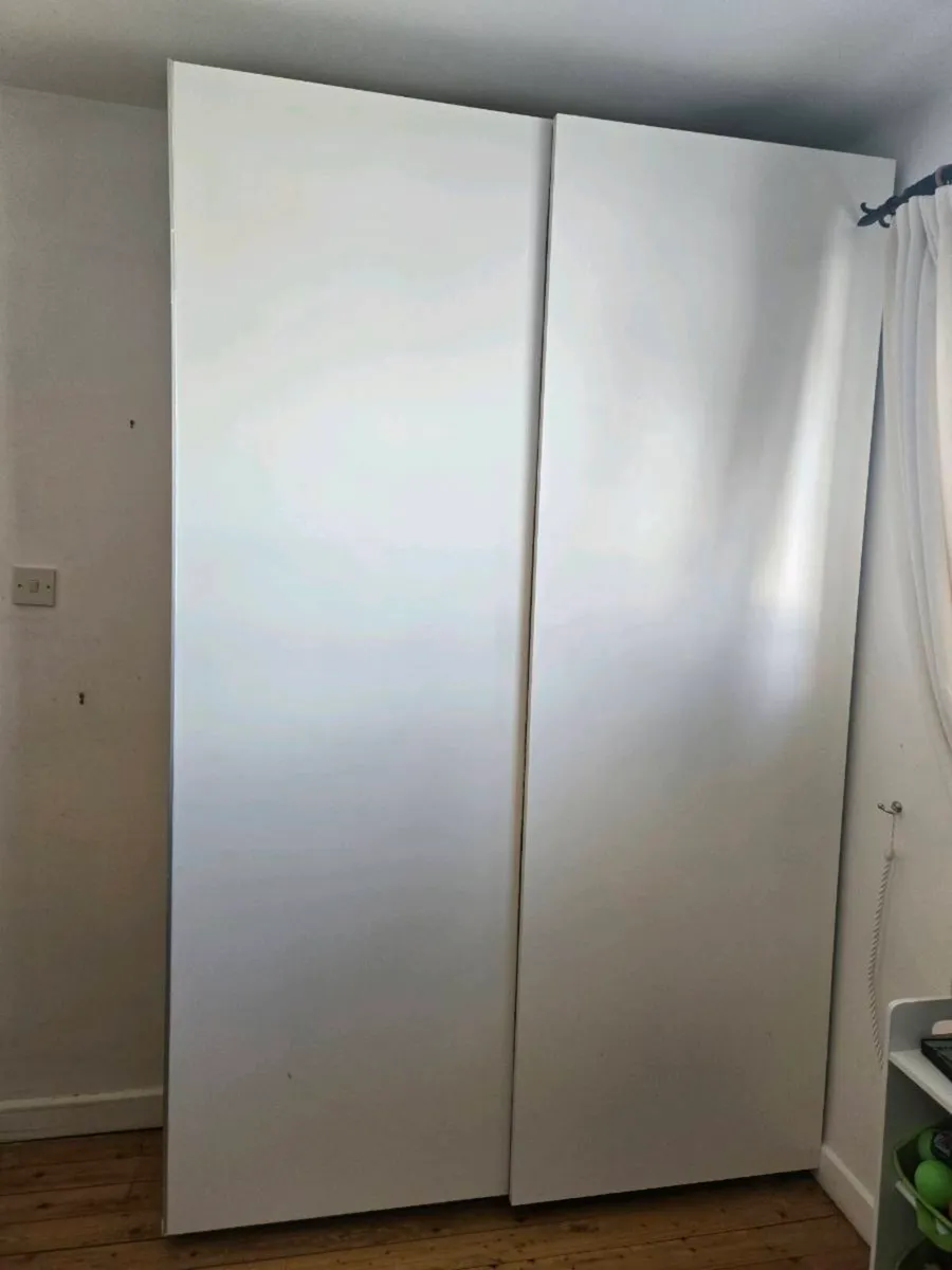 Wardrobe / Sliderobe - Image 3