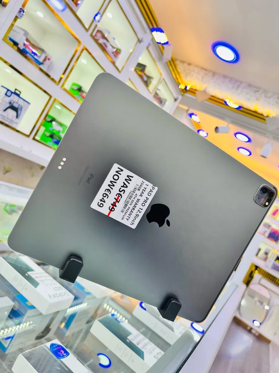 🔥IPAD PRO 12, 9inch Like new 256GB 1YEAR WTY✅🔥 - Image 2