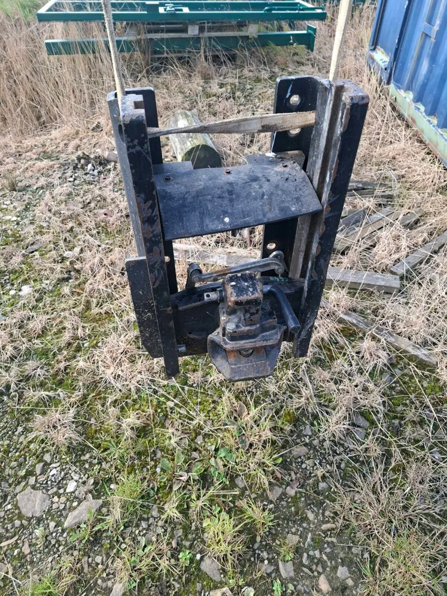 Tractor hitch - Image 3