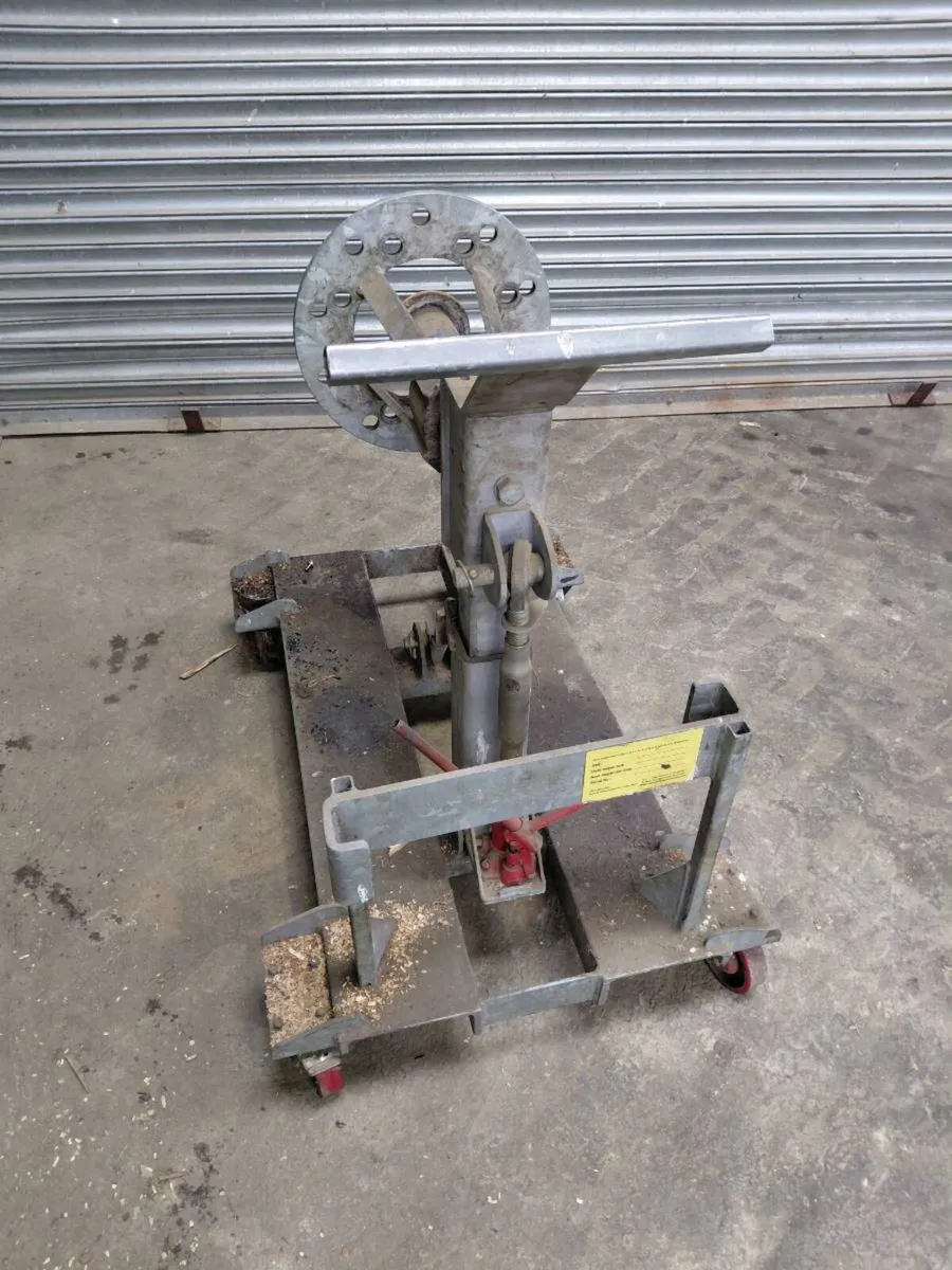 Cnh TM T7 T7040 hitches.. - Image 4
