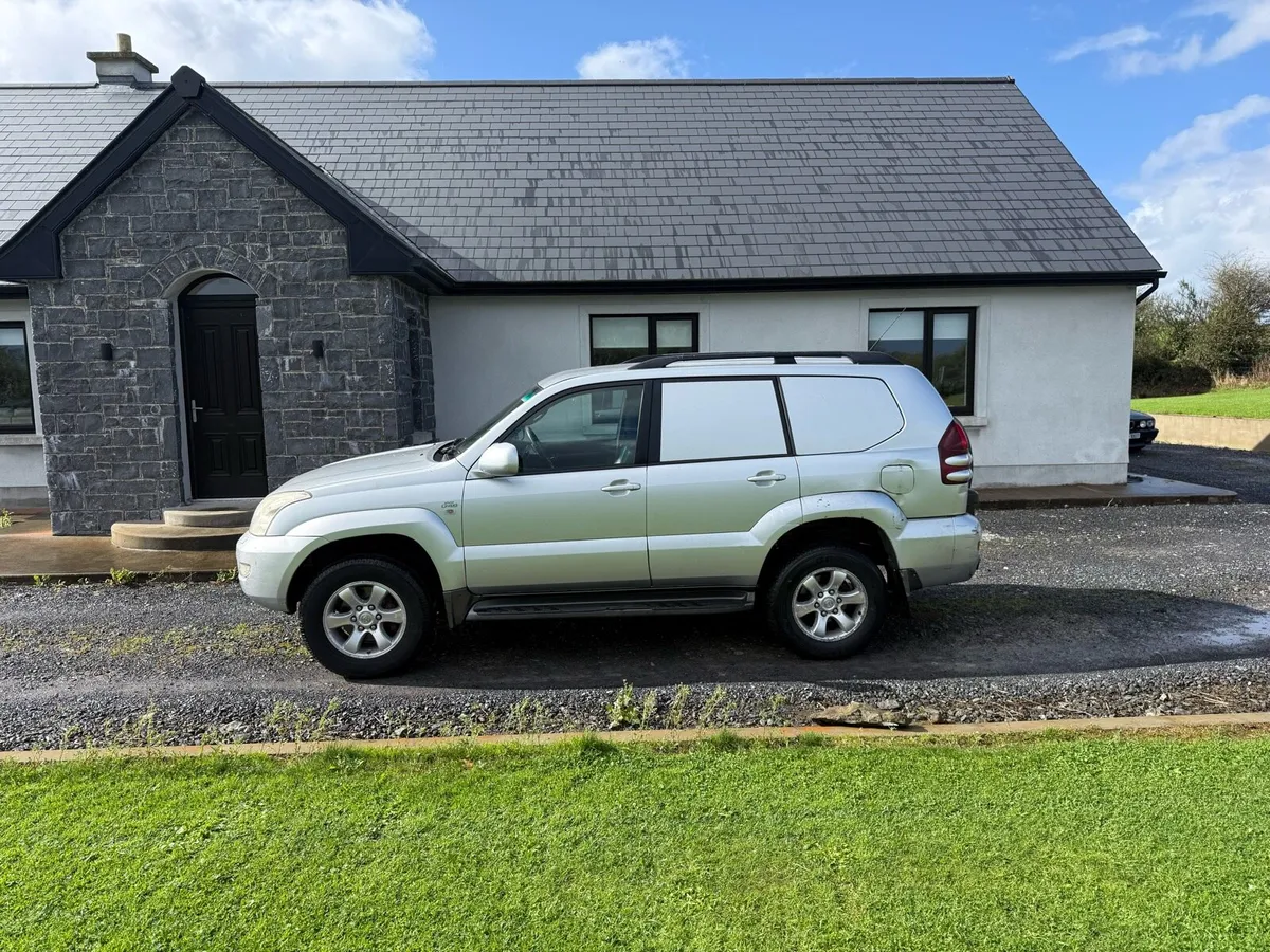 Toyota Landcruiser lwb - Image 2