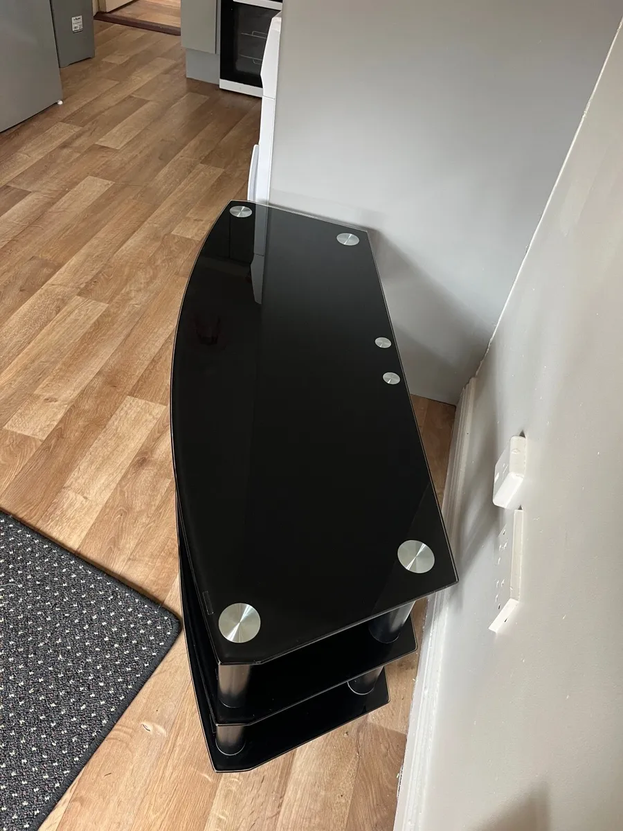 TV Stand - Image 3