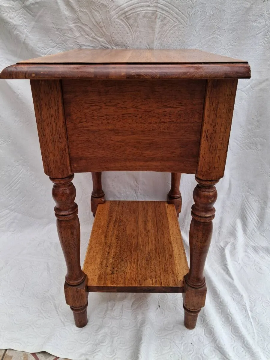 Occasional table - Image 3