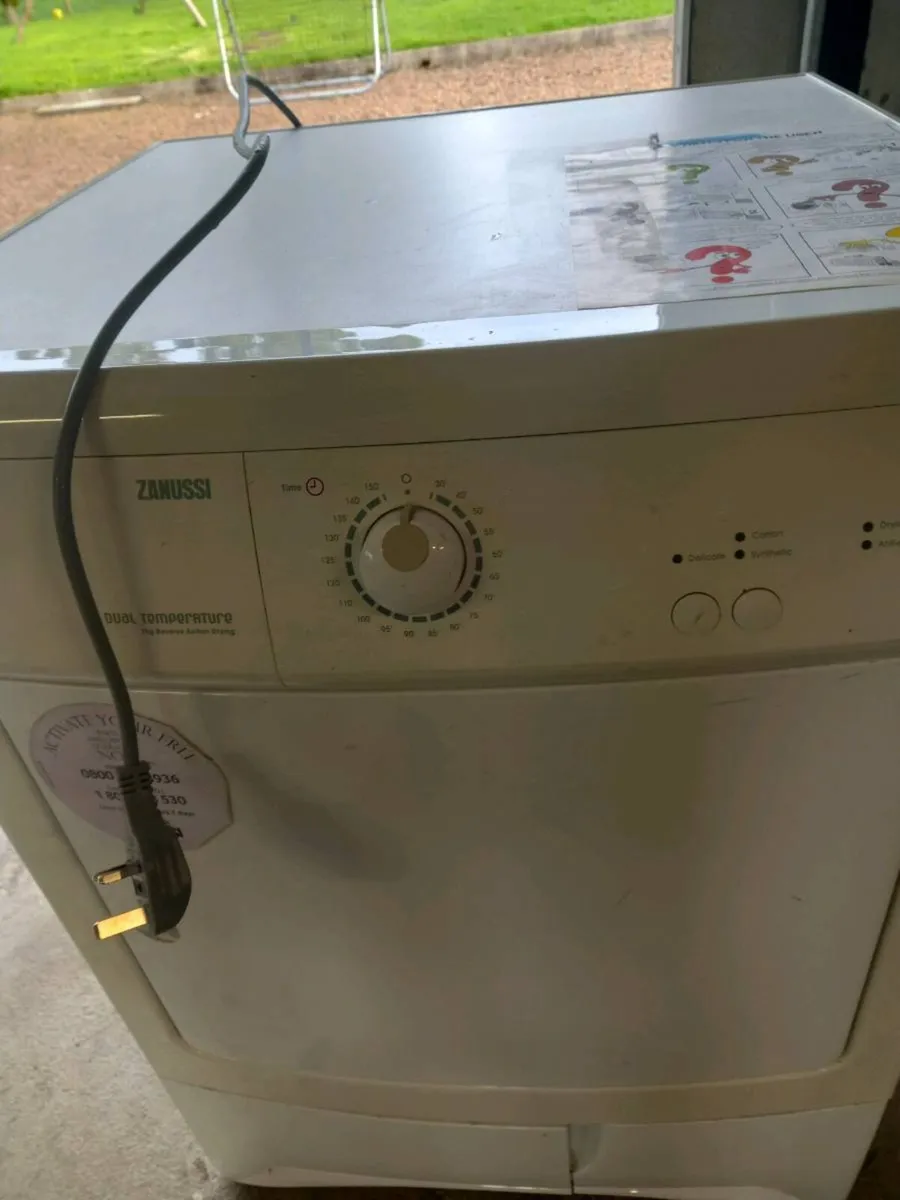 Zanussi tumble dryer - Image 3