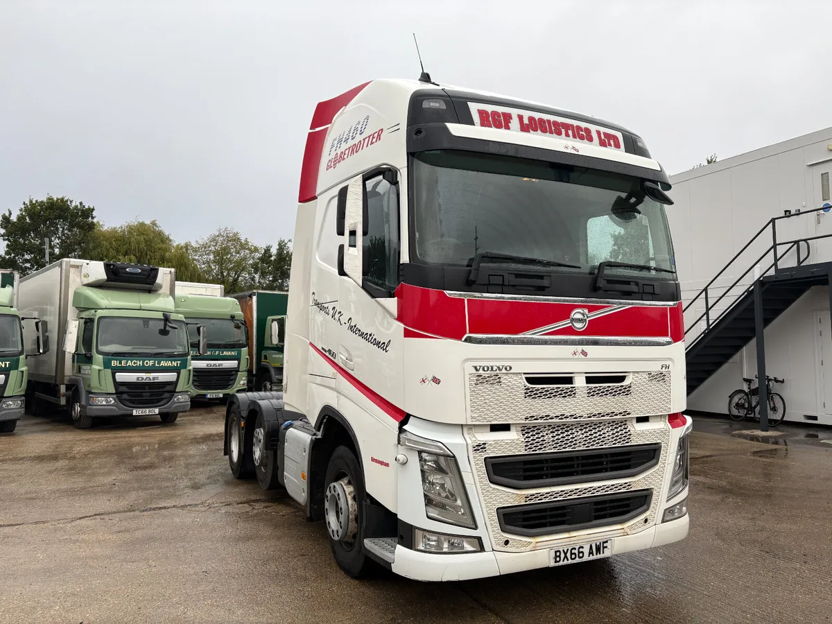 2016 VOLVO FH460 MOT TO 08/2027 - Image 1