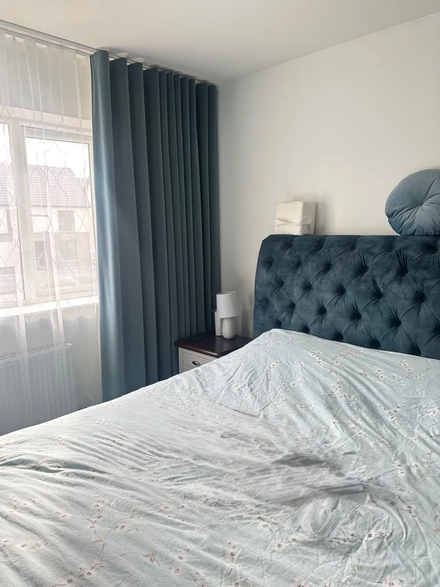 King size bed frame - Image 2