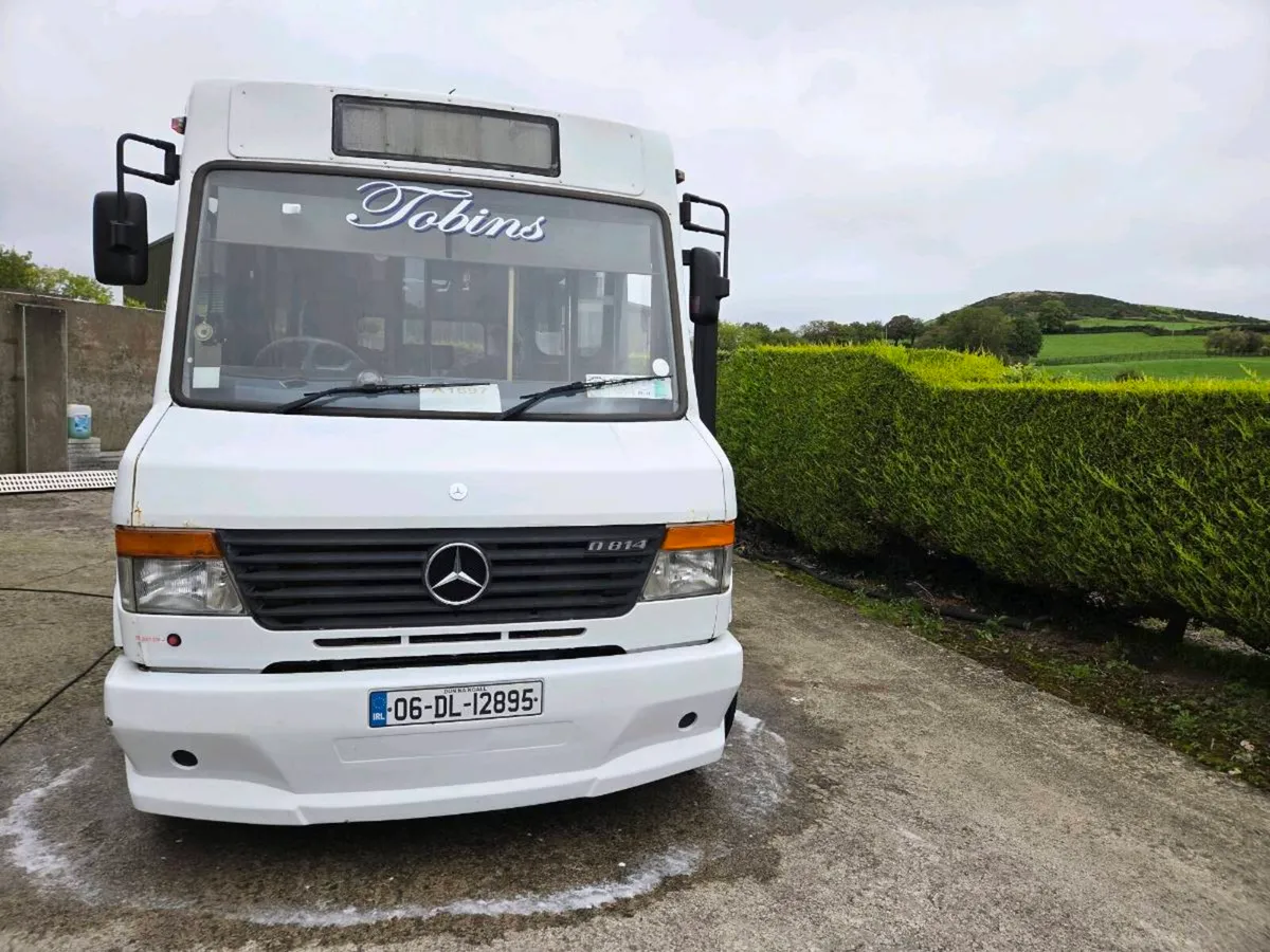 Bus - Image 3