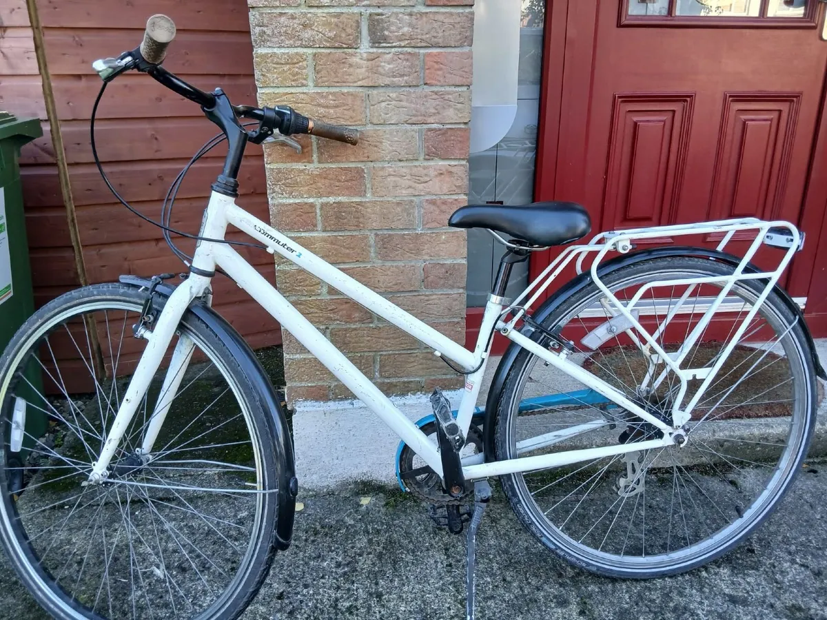 Girls/Small Ladies Lightweight Bike - Image 2