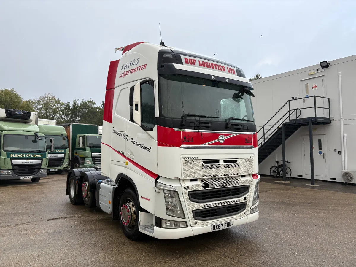 2017 VOLVO FH500 TRACTOR - Image 1