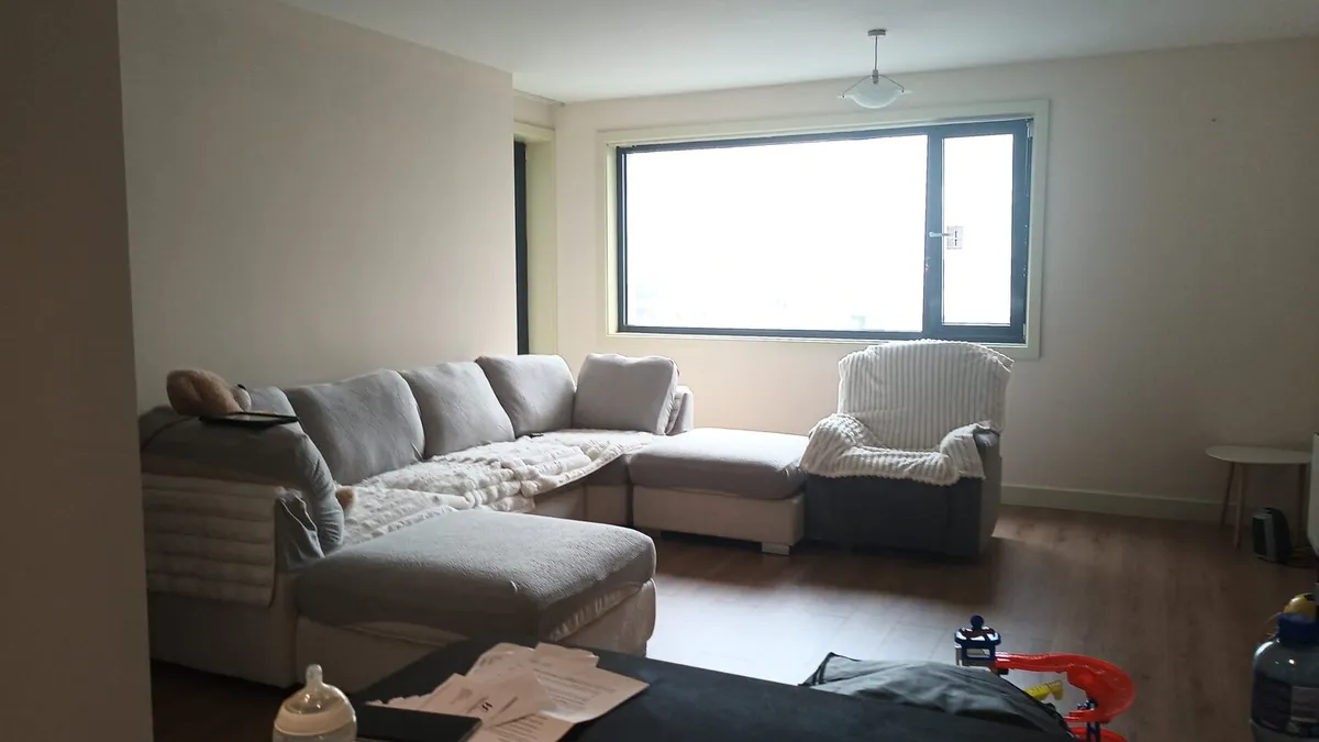 Sofa and recliner - Image 3
