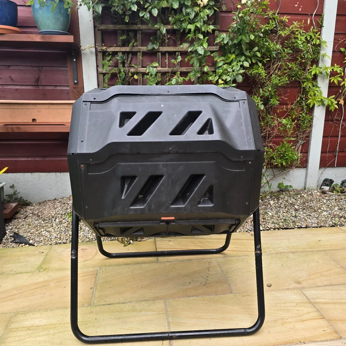 Composter - Image 1