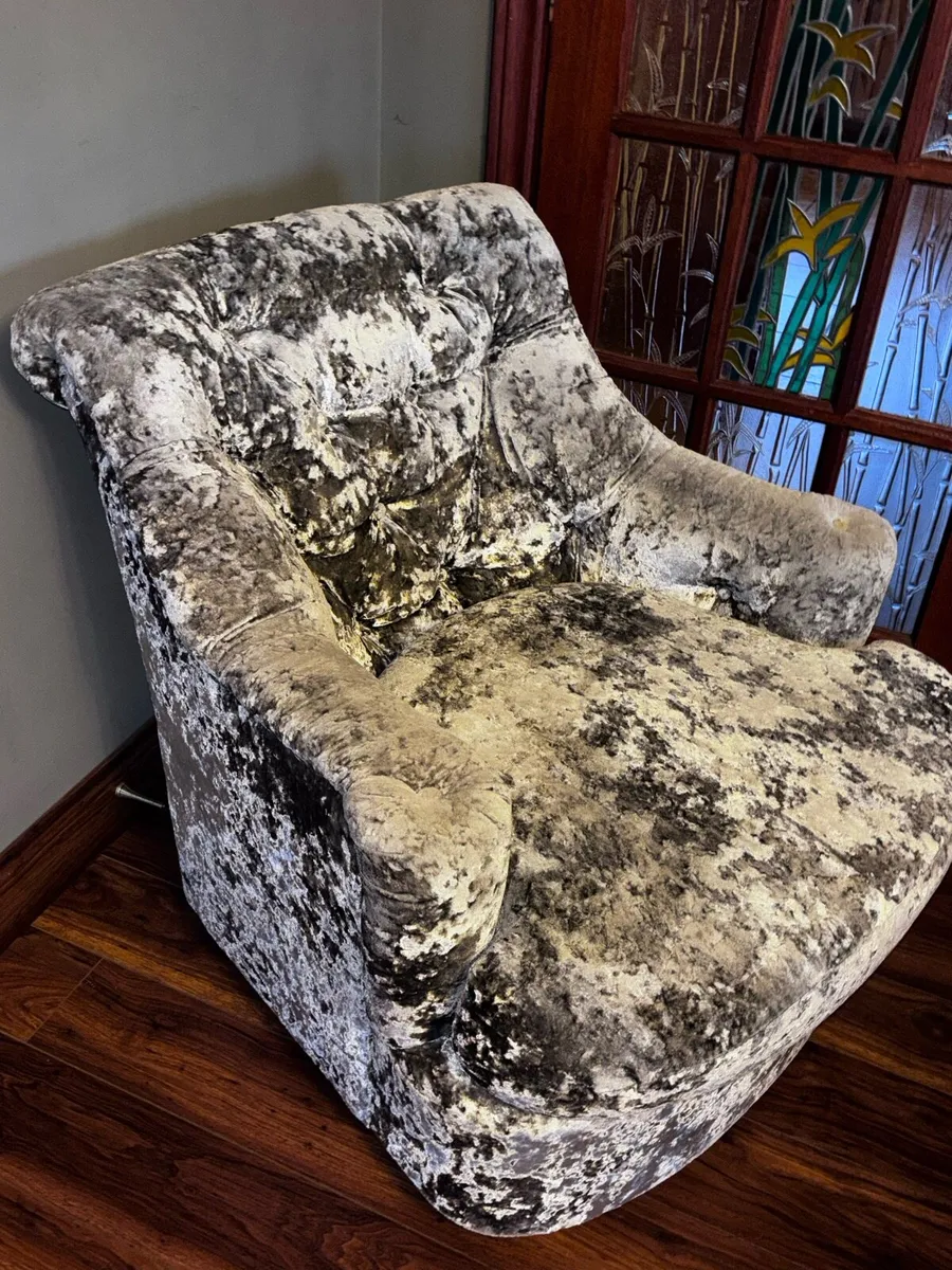 Armchair - Image 2