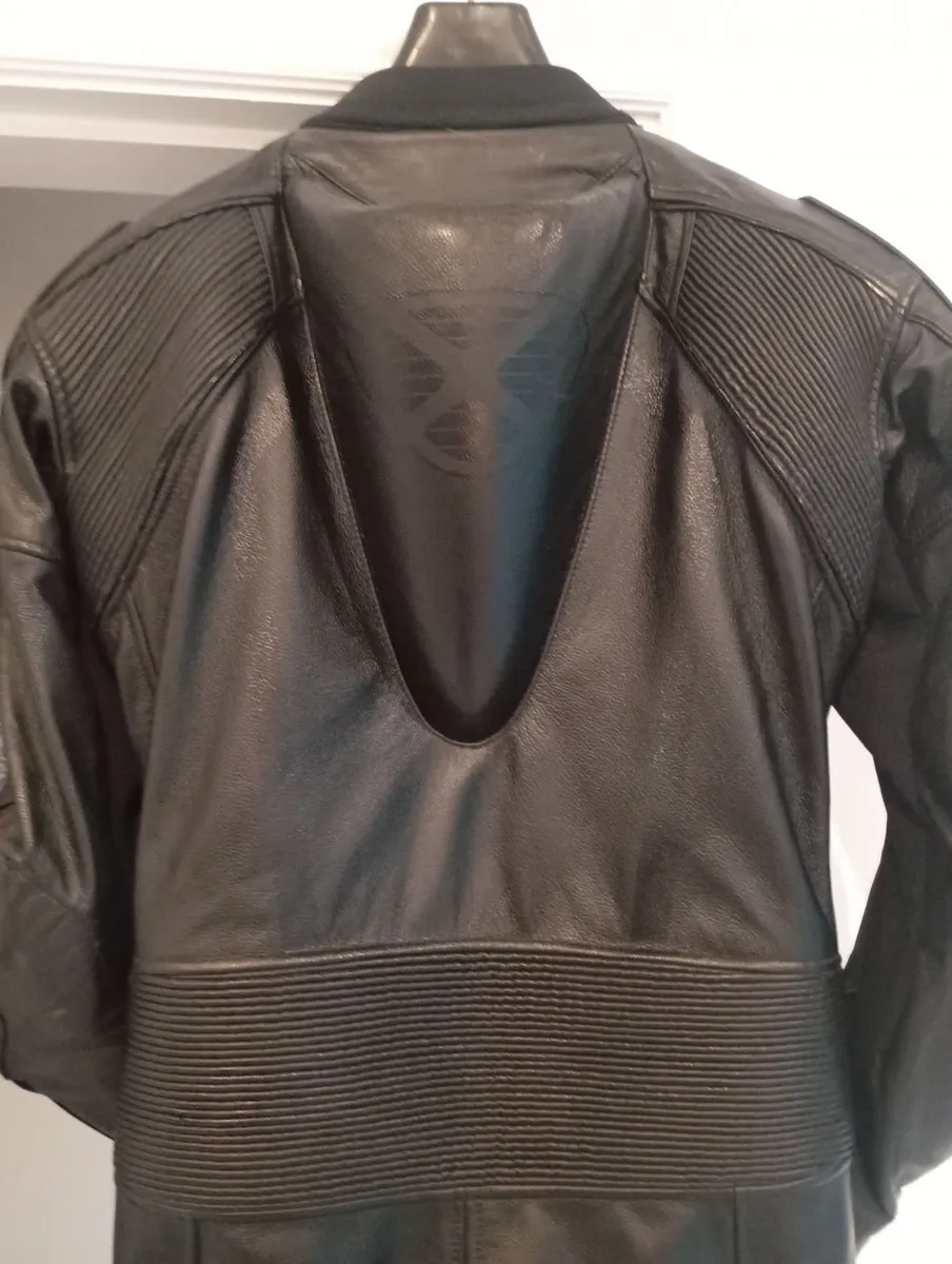 Ixon one piece leather suit - Image 4