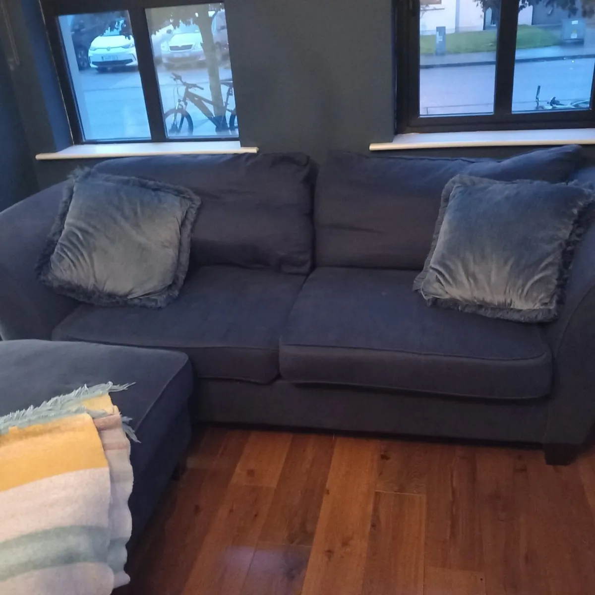 Couch - Image 1