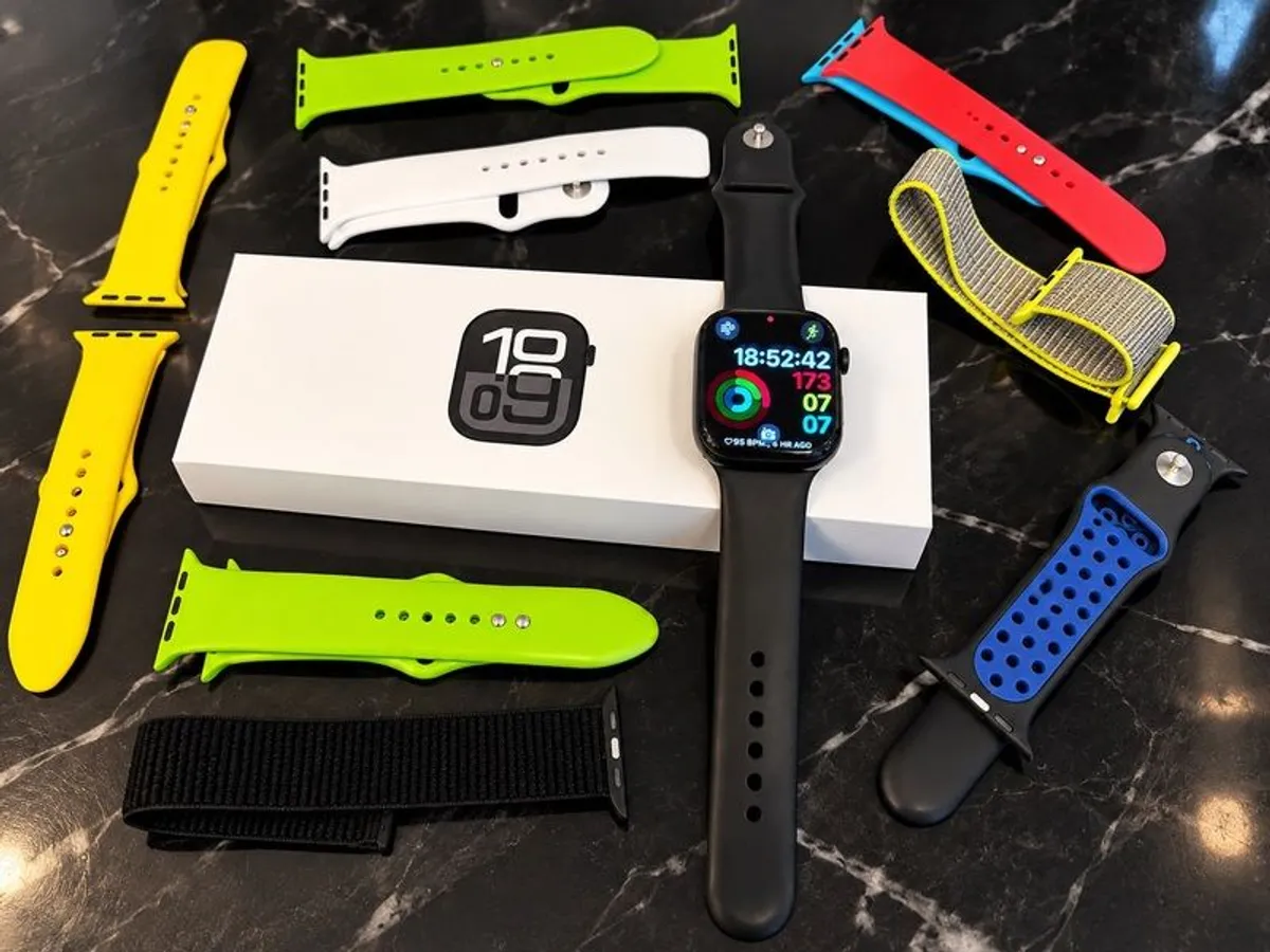 Apple Smart Watch series 10 - Image 4