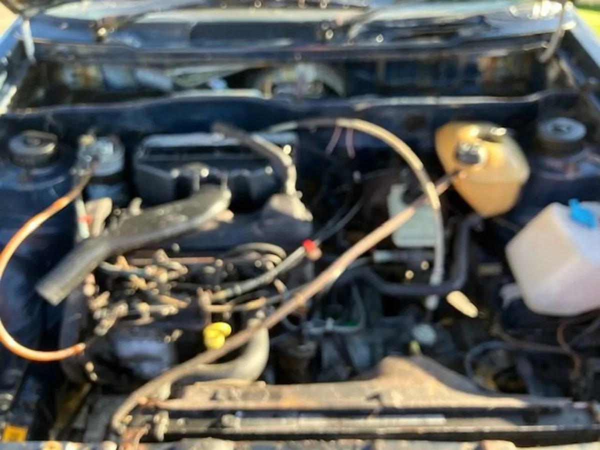 Volkswagen Caddy 1990 - Image 4