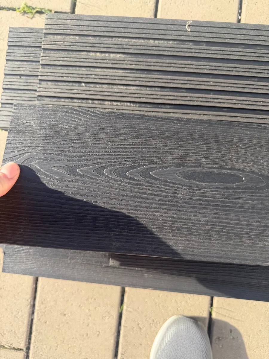 Grey composite decking - Image 2