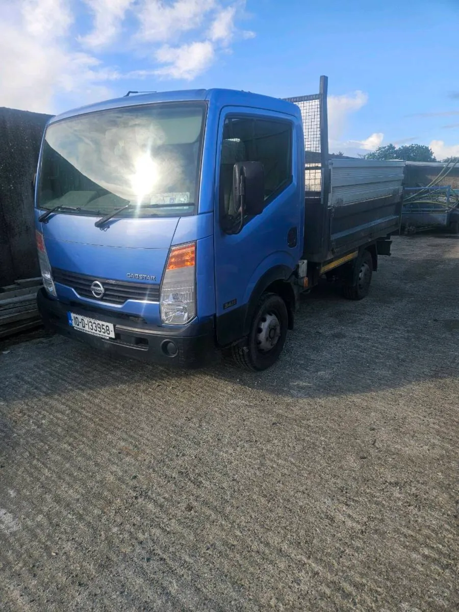 Nissan cabstar tipper - Image 1
