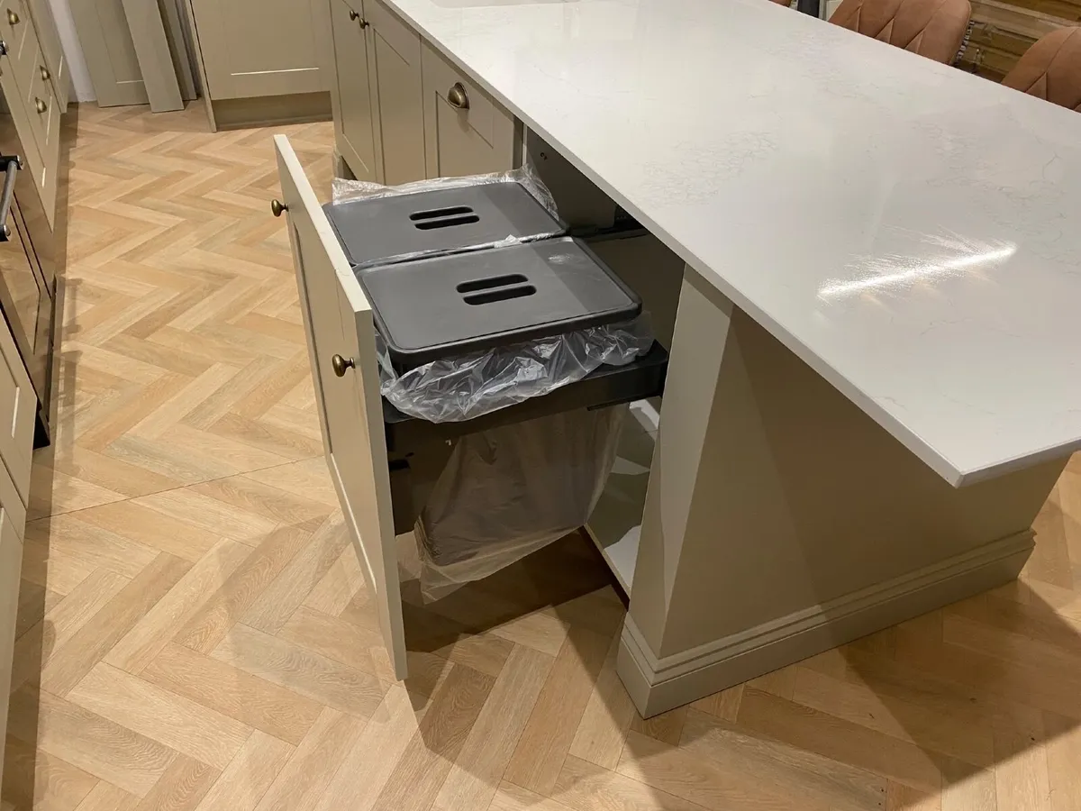 New kitchen - Image 2
