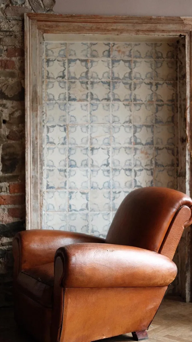 Furniture - Image 4