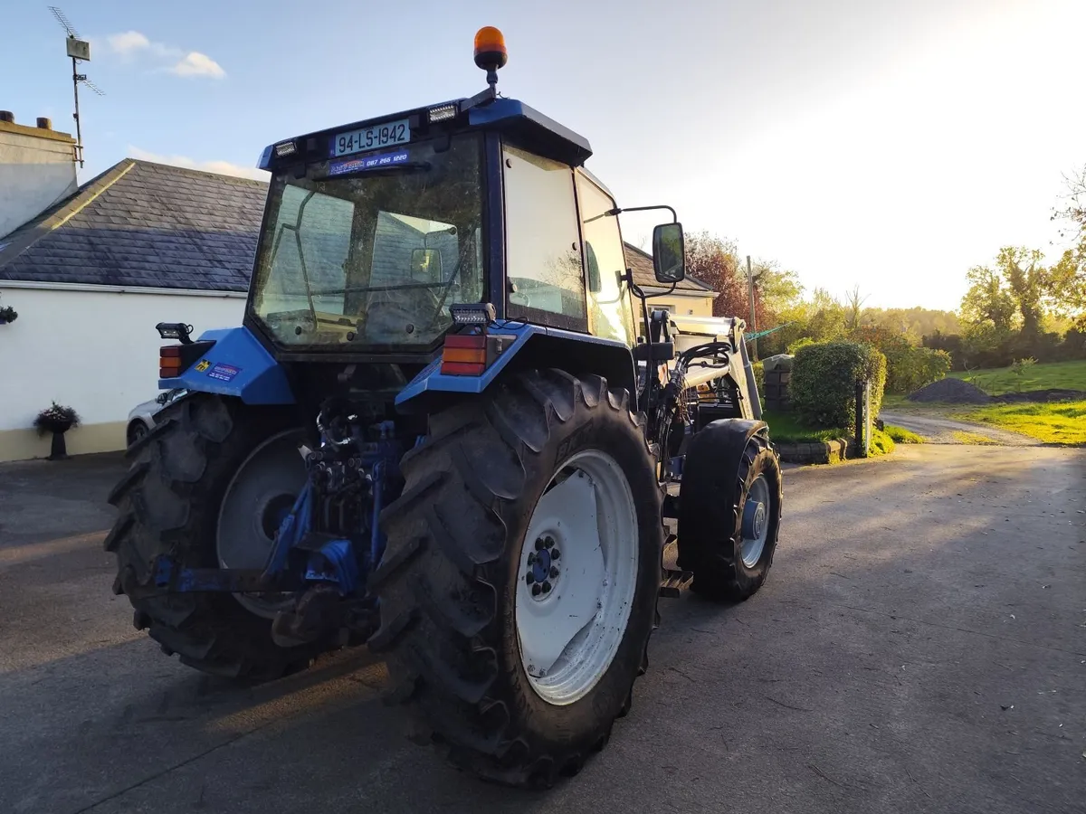 Ford 7840 Turbo SLE with Loader - Image 3