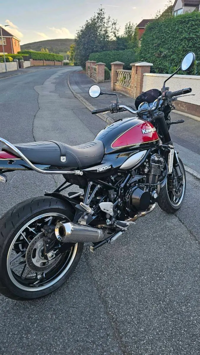 Kawasaki Z900RS 2023 4k miles - Image 4