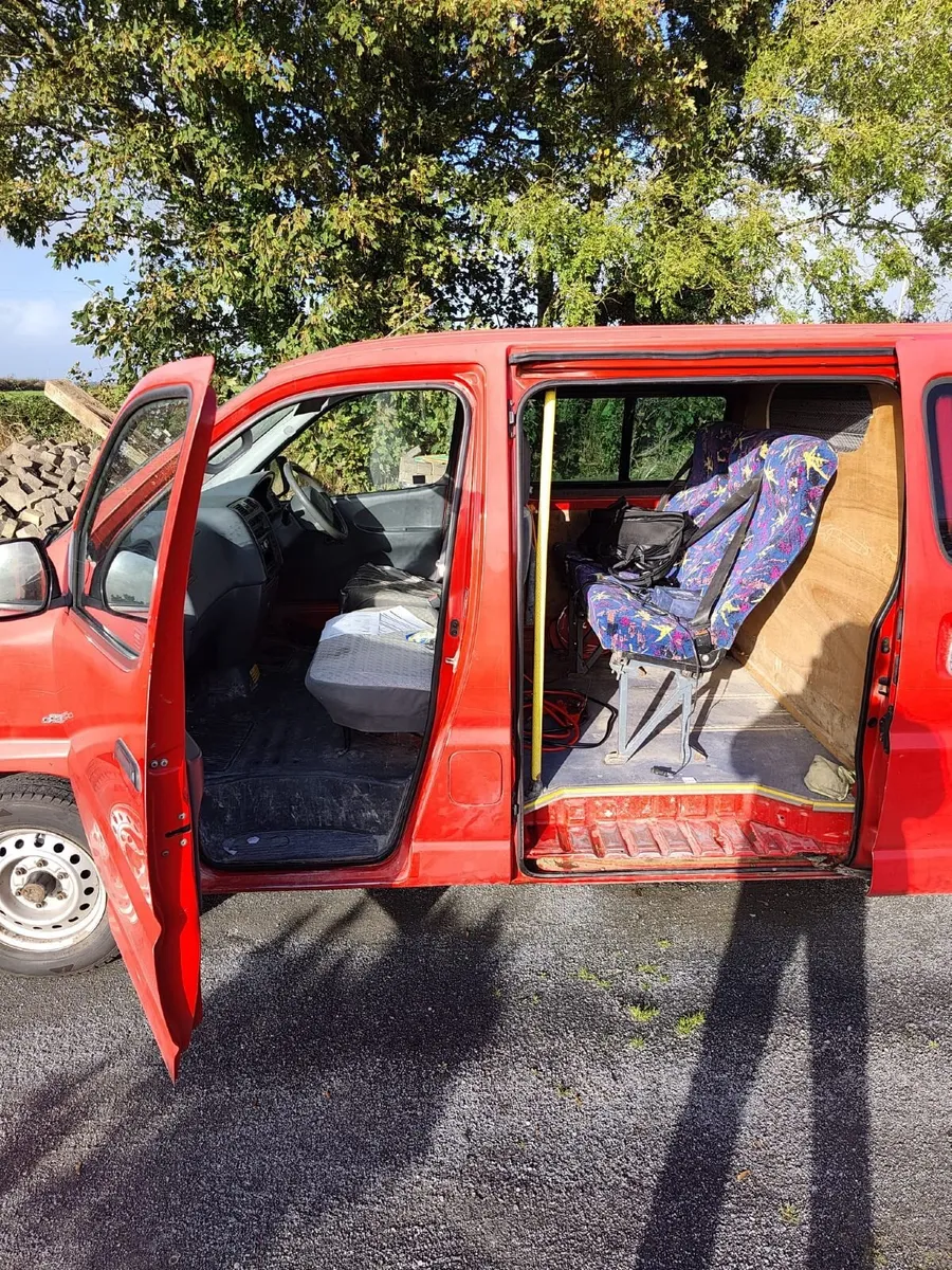 Toyota HiAce 2005 crew cab new test - Image 3