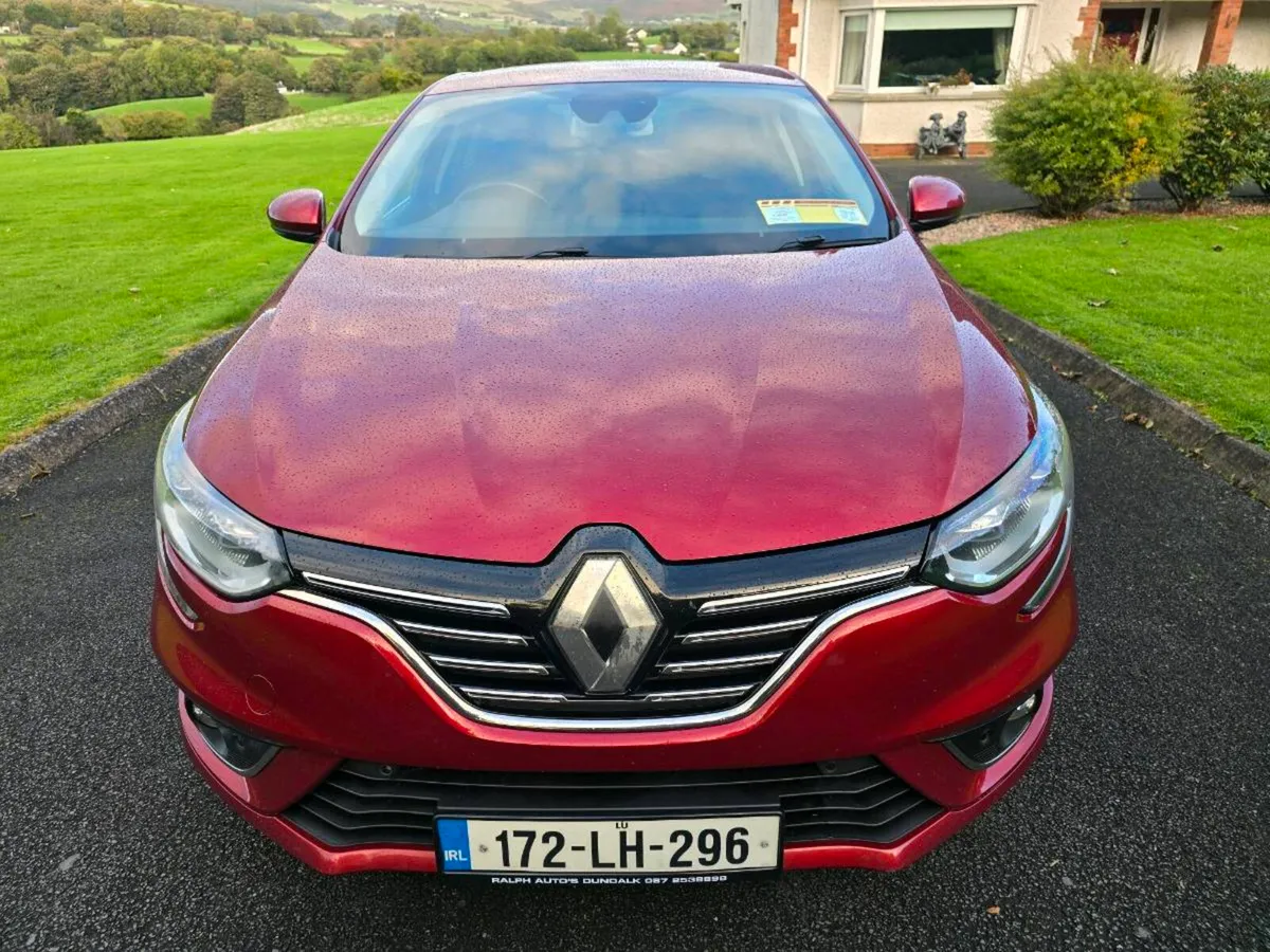17 Renault Megane - Image 2