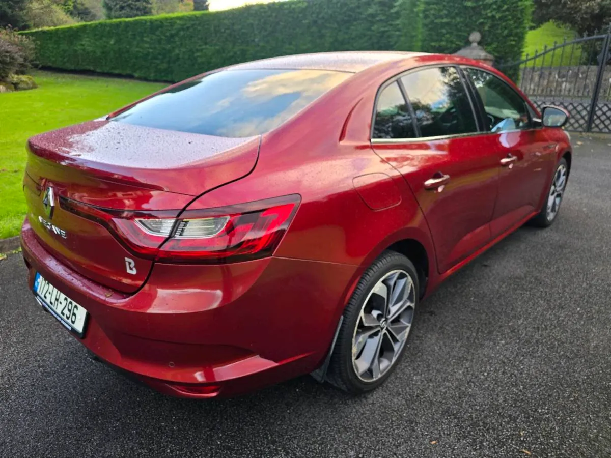 17 Renault Megane - Image 4