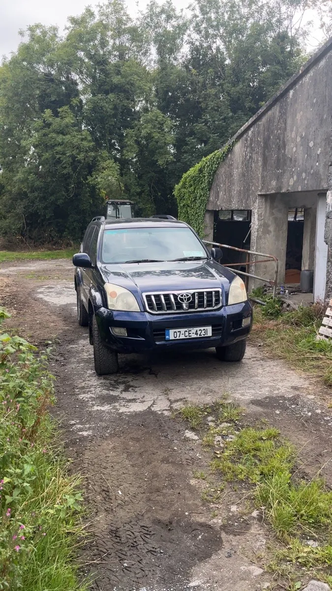 Toyota landcruiser - Image 2