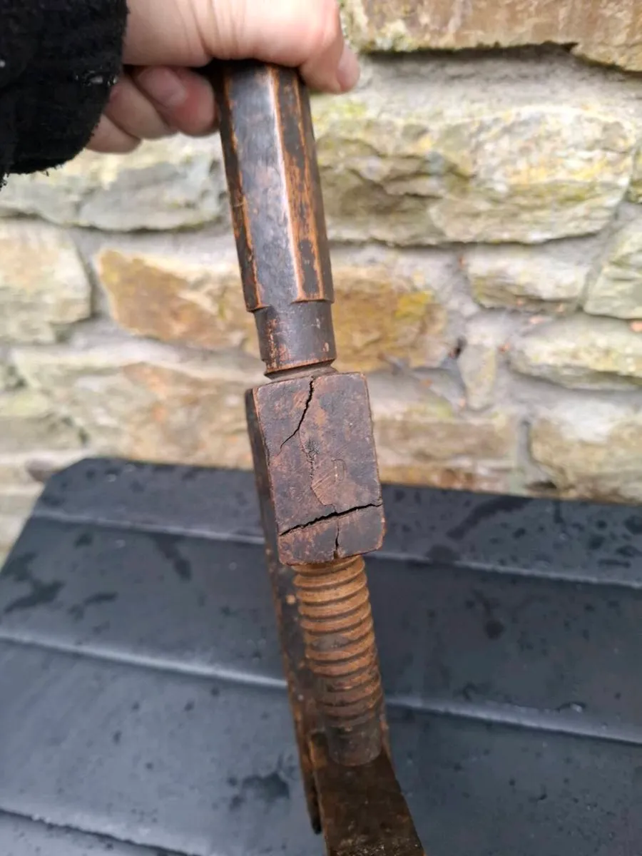 Wood clamp vintaage tool - Image 3