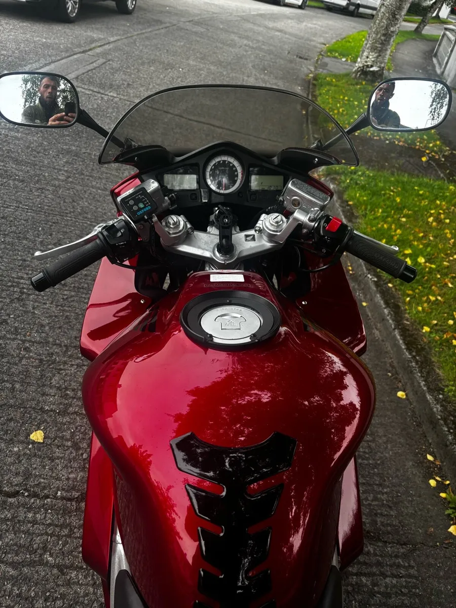 Honda VFR 800 vtek - Image 3