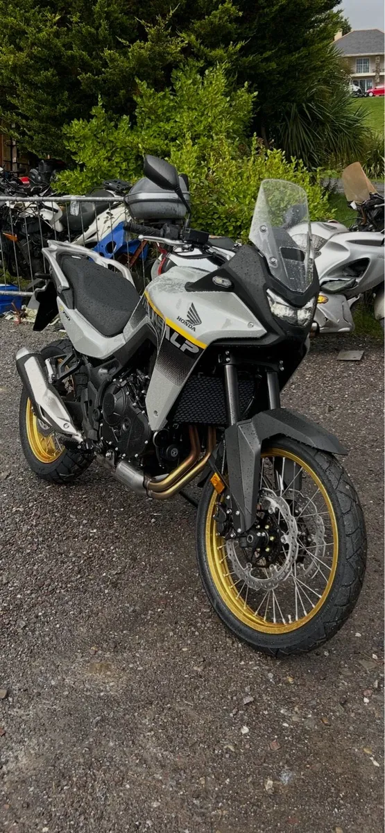 Honda Transalp 750 - Image 1