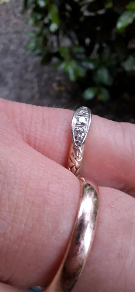 8ct Gold Diamond Boat Ring - Image 2