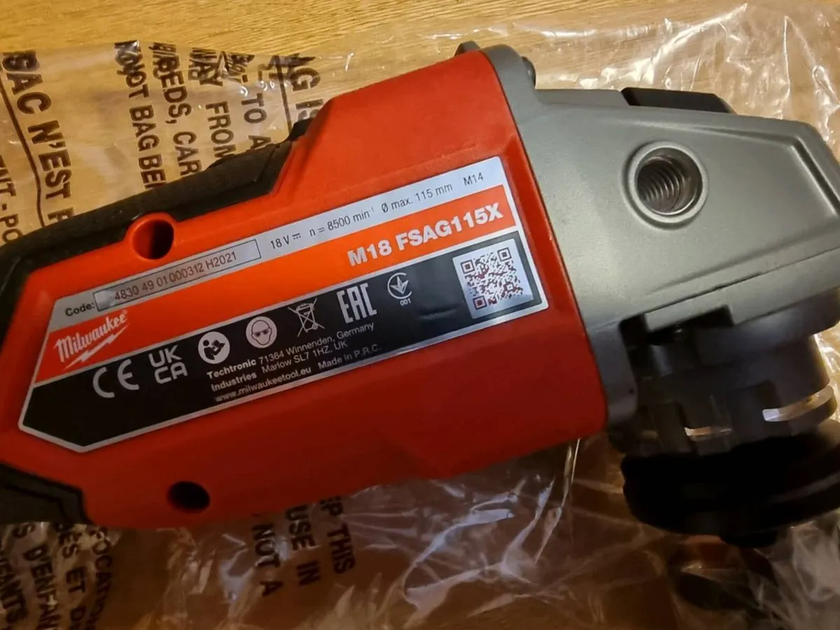 Milwaukee M18 Fuel Angle Grinder Body - Image 3