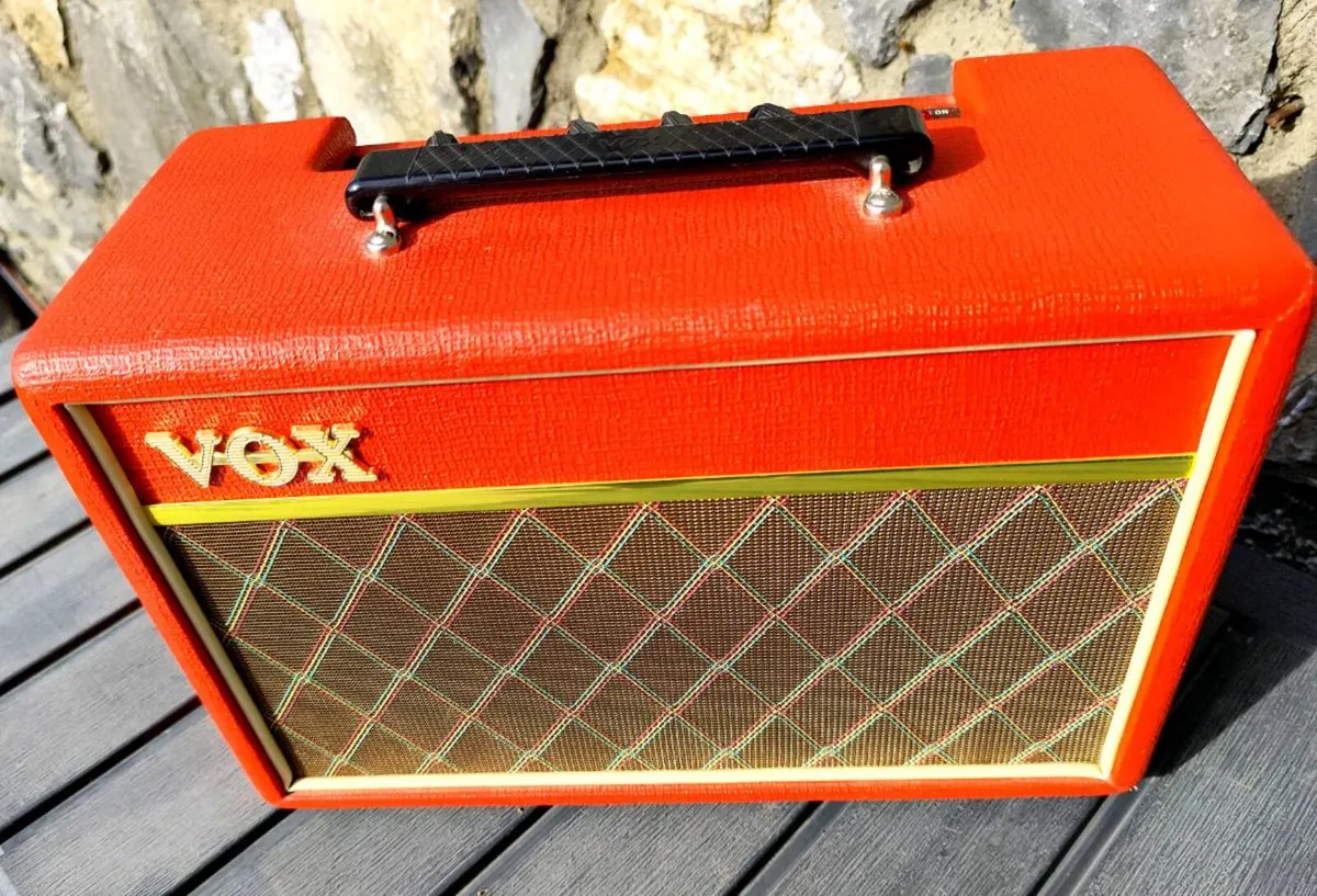 Vox Pathfinder 10 (Limited Edition Red) - Image 4