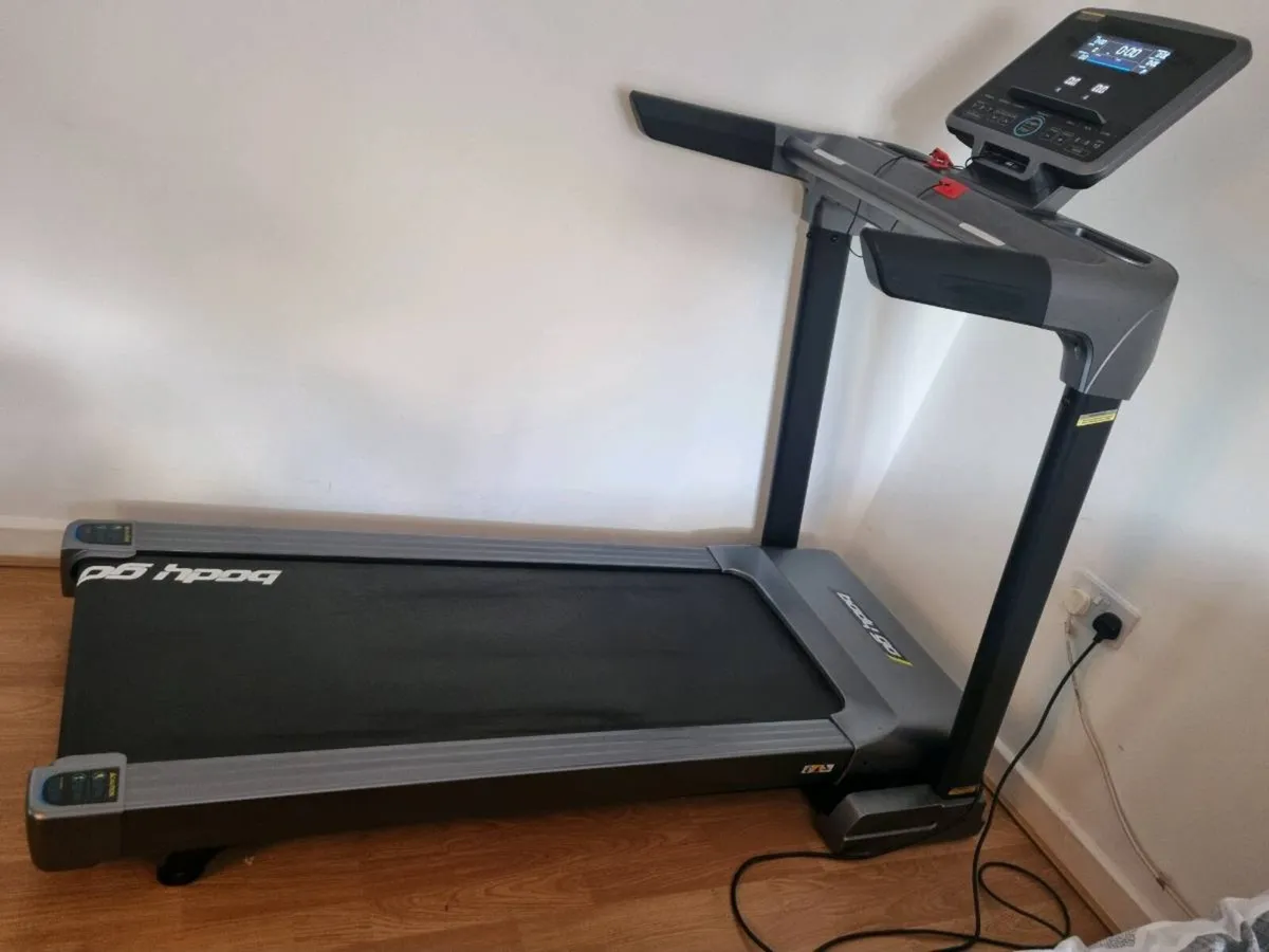 Treadmill - Image 1