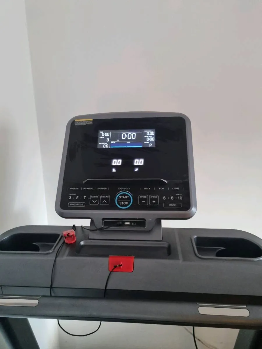 Treadmill - Image 4