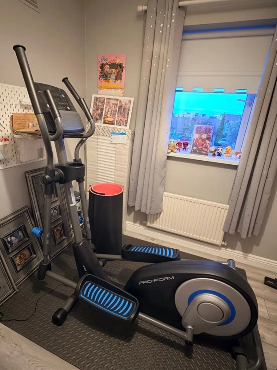 Cross Trainer