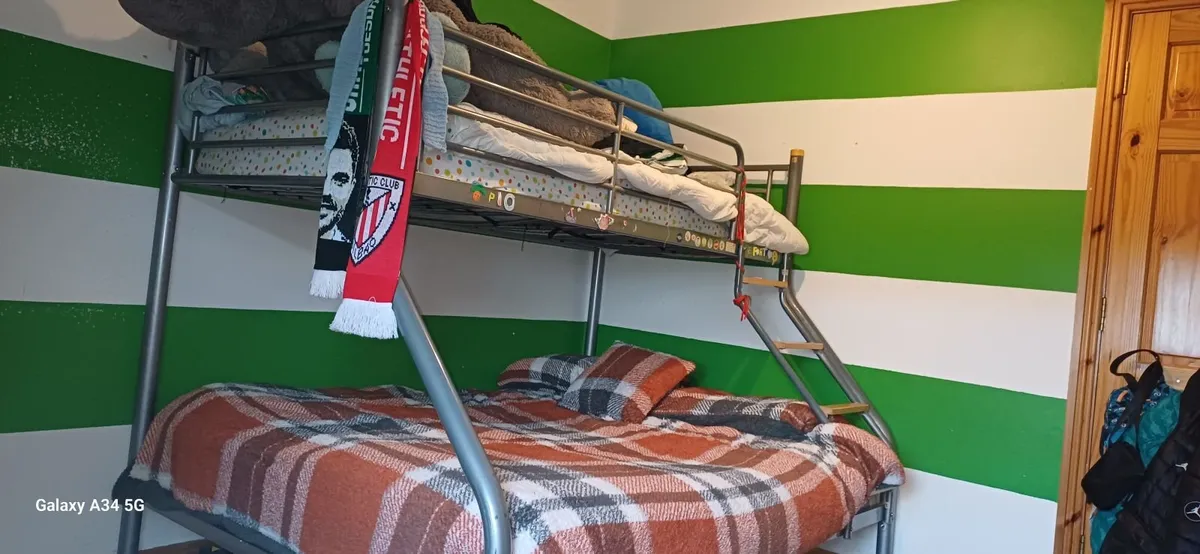 Triple bunk bed - Image 2