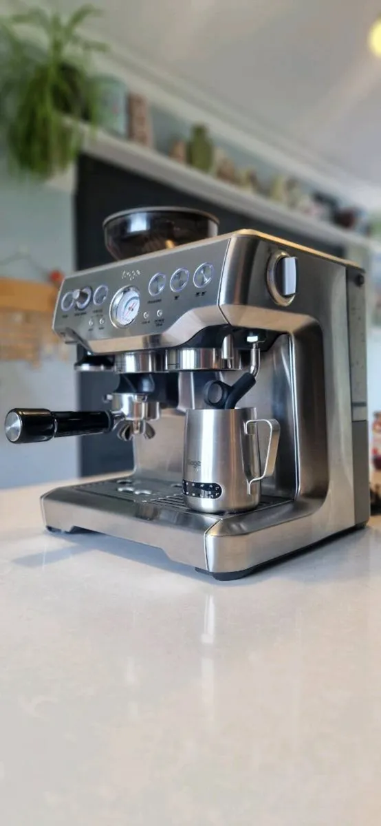 Sage Barista Express Coffee Machine - Image 2