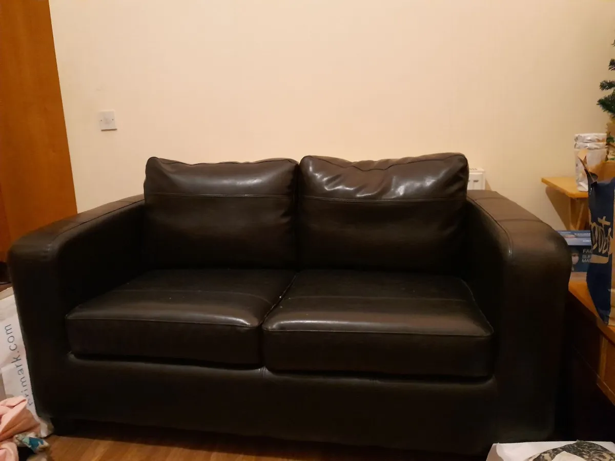 Sofa - black leather 2 seater