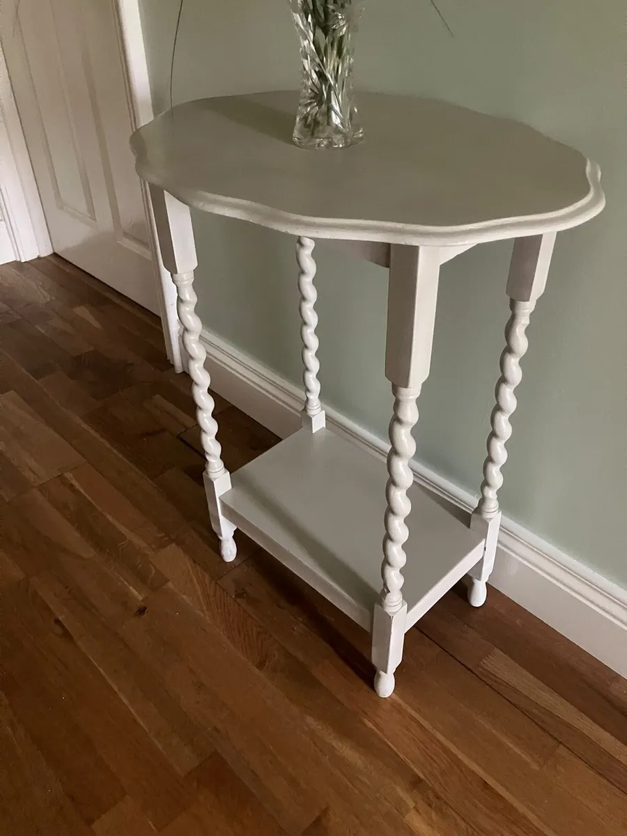 Set of 2 Wooden hallway waistheight tables/stands - Image 1