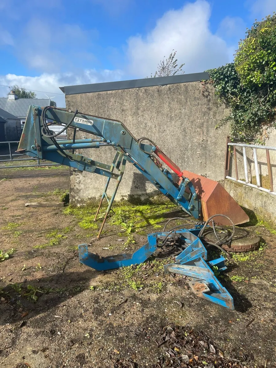 Very clean Front loader - Image 1