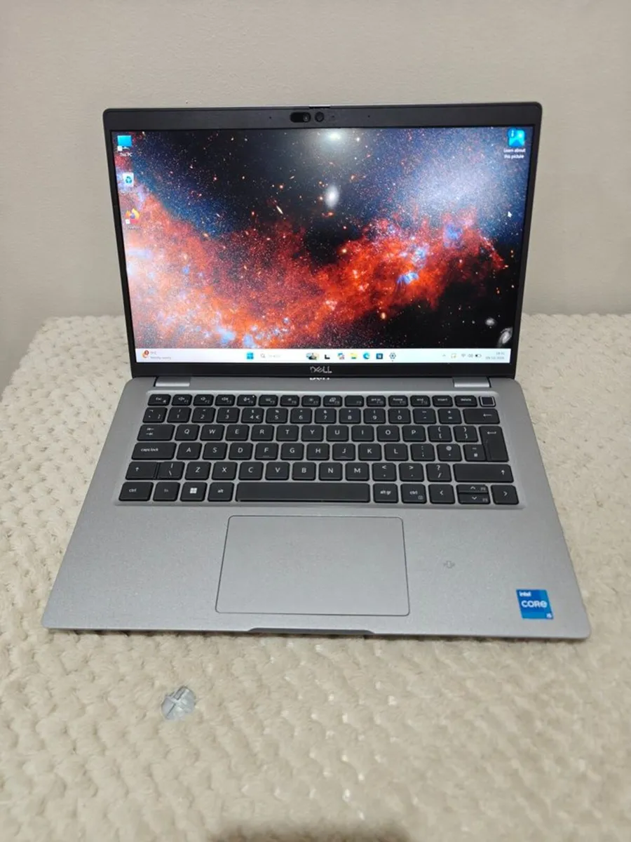 Dell Latitude 5440 Laptop | i5 (13th gen) | 16GB | - Image 1