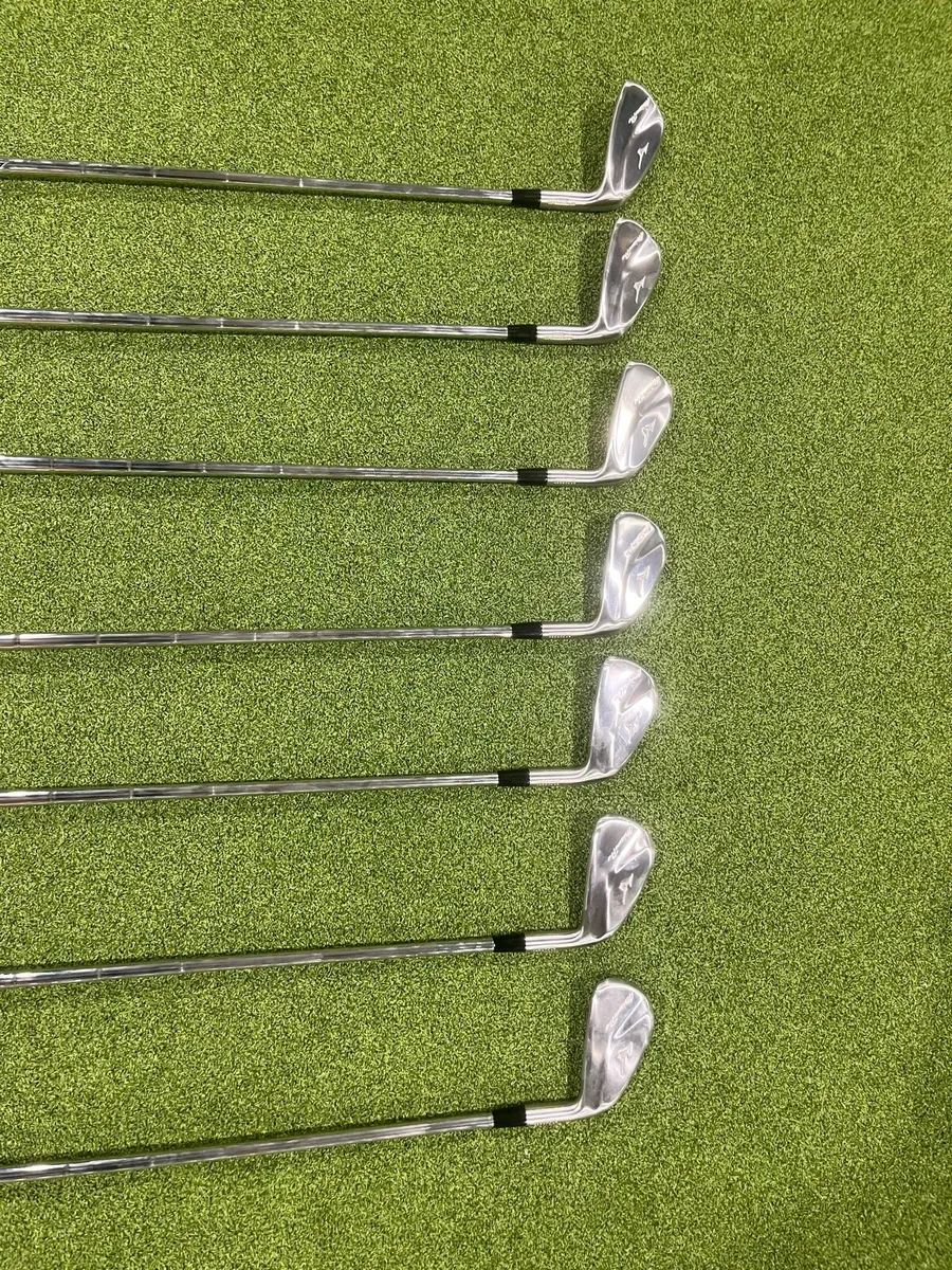 Mizuno Pro 245 Irons 4-PW - Image 1