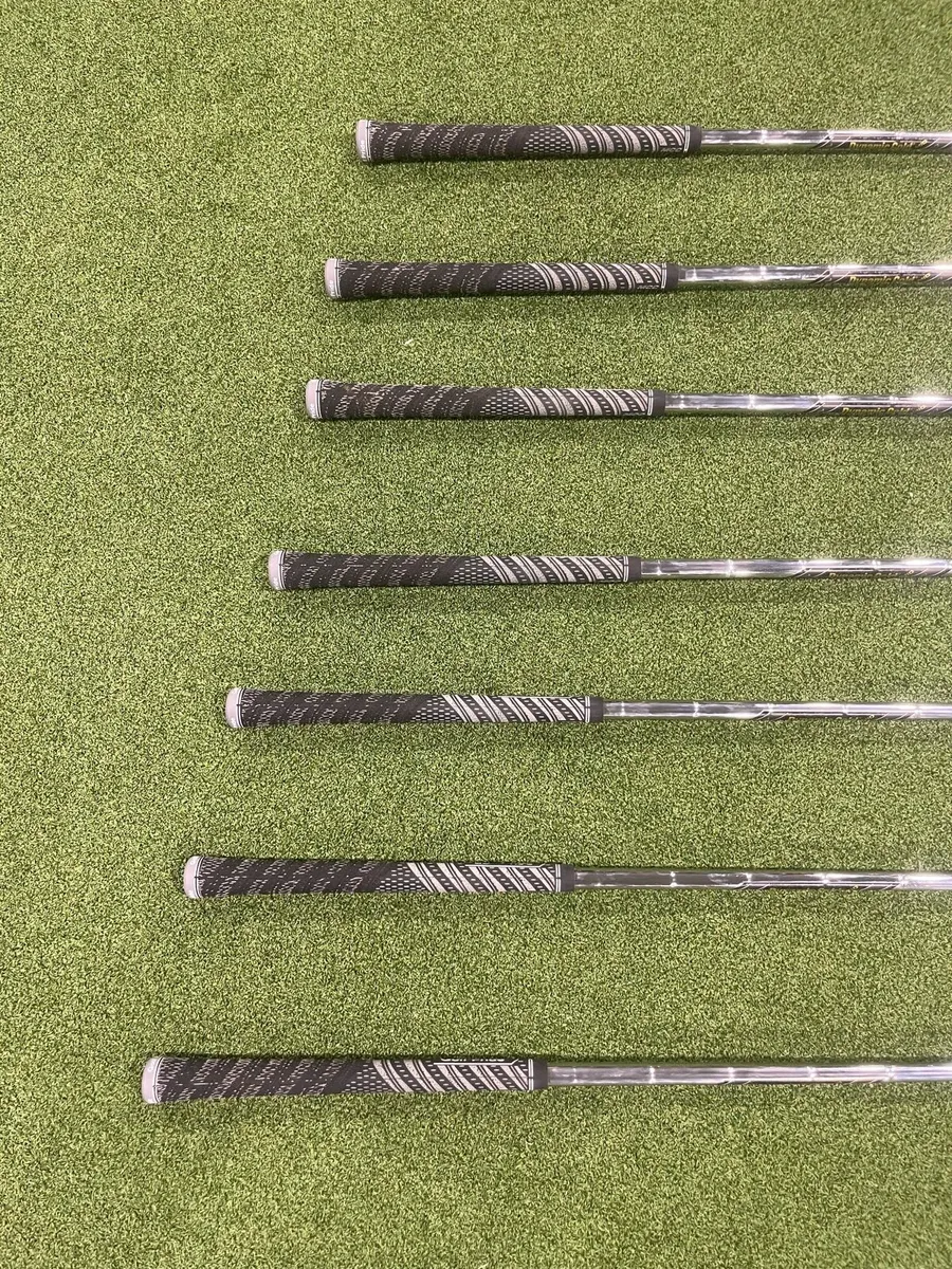 Mizuno Pro 245 Irons 4-PW - Image 2
